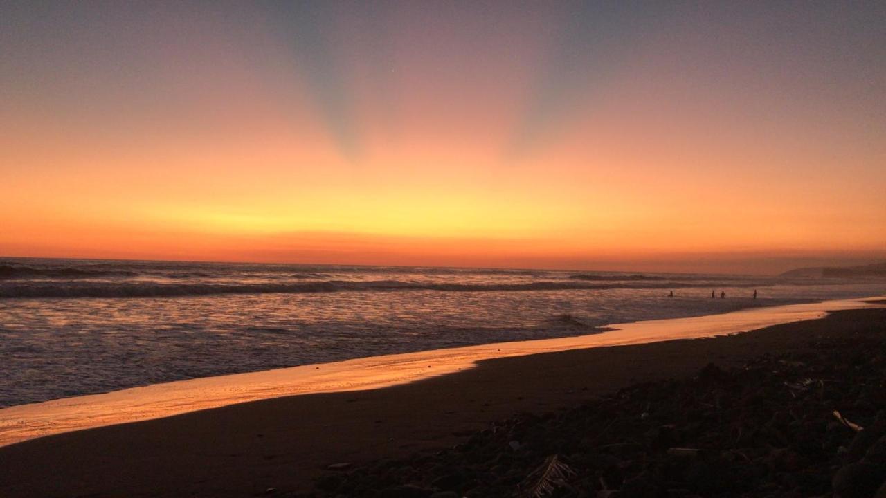 فيلا El Majahualفي Punta Roca Surf House المظهر الخارجي الصورة